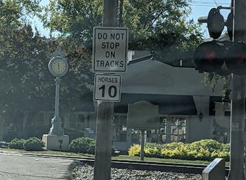 tennessee/germantown/shop/old-town-center