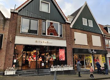 netherlands/volendam/shop/winkelcentrum-havenhof