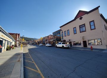 utah/park-city/shop/backscratcher-tees