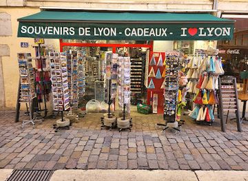 france/lyon/vieux-lyon/shop/souvenir-de-lyon