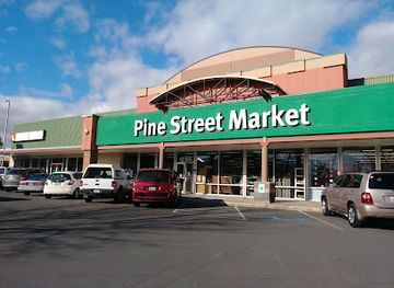 washington/spokane-river/shop/pine-street-market-boutique