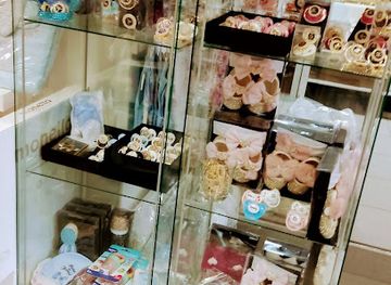 belgium/liege/saint-gilles/shop/boite-a-kdo