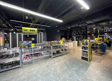 singapore/kallang/shop/xm-studios