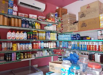 maldives/ukulhas/shop/buy-and-save