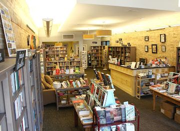 michigan/harbor-springs/shop/between-the-covers