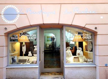 monaco/monaco-yacht-club/shop/la-boutique-du-rocher