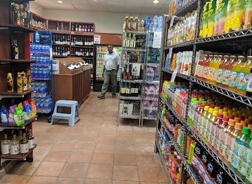 sint-maarten/little-bay-beach/shop/divi-mini-market