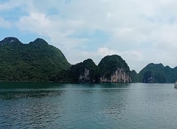 vietnam/ha-long/bai-chay/shop/halong-vietnam