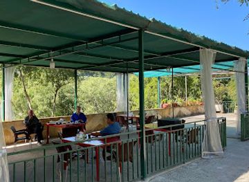 lebanon/chouf/shop/ghandour-fadoul-saj