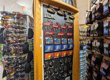 new-york/adirondack-mountains/shop/lake-george-shop