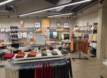 mayotte/grande-terre/shop/tape-a-l-oeil-mayotte