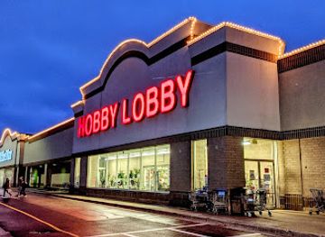 illinois/elgin/shop/hobby-lobby