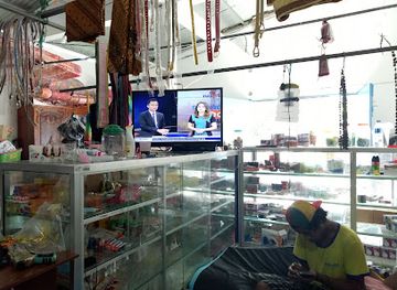 timor-leste/matebian-mountain/shop/loja-balaba