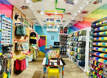 sri-lanka/negombo/shop/waves-store-negombo