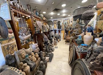 egypt/white-desert-national-park/shop/nobles-art-gallery