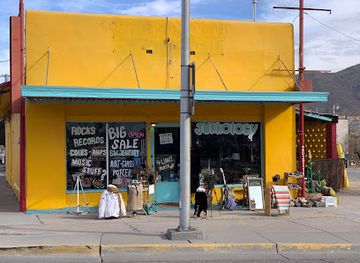 new-mexico/truth-or-consequences/shop/junkology-thrift-store-and-goodies