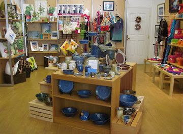 massachusetts/south-shore/shop/expressions-local-artisan-co-op