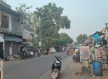 india/agra/shop/sadar-bazar