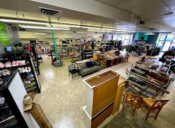 missouri/independence/shop/open-box-thrift-store