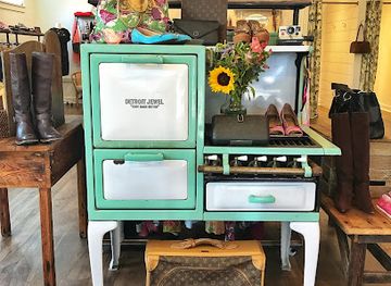 massachusetts/nantucket/shop/commonwealth