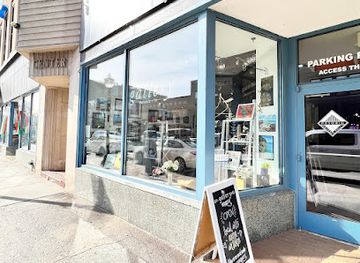 michigan/marquette/shop/the-gallery-marquette