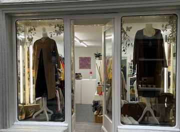 switzerland/schaffhausen/shop/ziitlos-secondhand-boutique