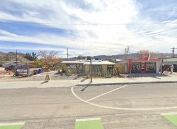 california/joshua-tree-national-park/shop/joshua-tree-street-market