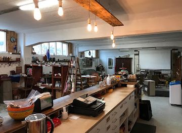 iceland/snæfellsnes-peninsula/shop/bryggjubuoin