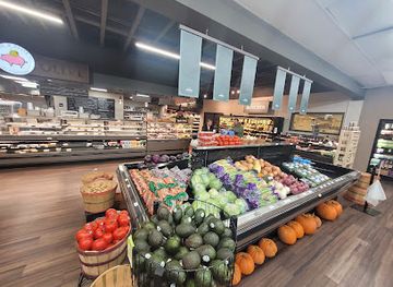 alaska/southwest-alaska/shop/markus-community-market