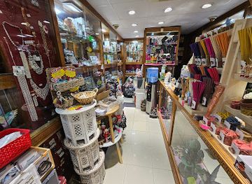 gibraltar/catalan-bay/shop/sparkles