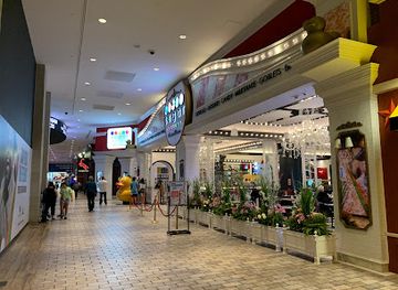 connecticut/bear-mountain-state-park/shop/tanger-outlets-foxwoods