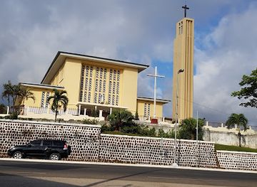 gabon/mayombe-forest/shop/cathedrale-sainte-marie