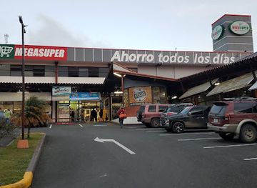 costa-rica/monteverde/shop/centro-comercial-monteverde