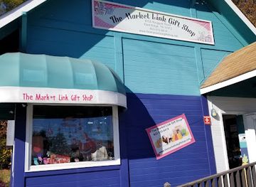 tennessee/chattanooga-valley/shop/the-market-link-gift-shop