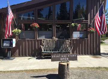 montana/yellowstone-national-park/shop/grant-mini-store