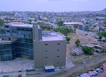 cabo-verde/praia/shop/shopping-cidades