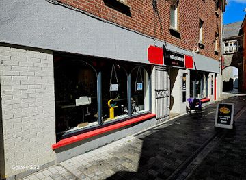 ireland/county-clare/shop/la-petite-galerie