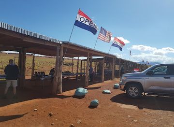 arizona/monument-valley/shop/navajo-indian-market