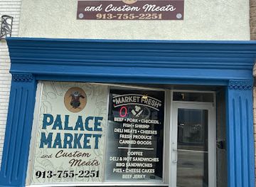 kansas/marais-des-cygnes/shop/palace-market-and-custom-meats