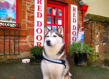 united-kingdom/isle-of-arran/shop/red-door