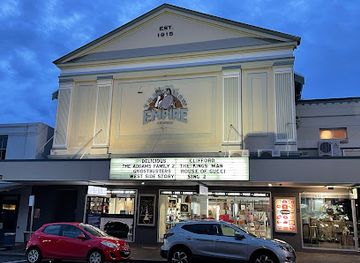 australia/central-highlands/shop/creative-co-concept-store