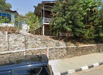 indonesia/labuan-bajo/shop/ora-art-shop