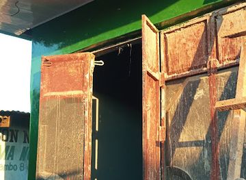 malawi/nyika-plateau/shop/mr-p-store