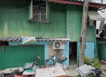 thailand/doi-suthep-pui-national-park/shop/nam-sawasdi-panit