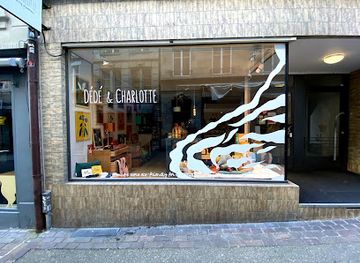 switzerland/fribourg/shop/dede-charlotte-concept-store-design-eco-friendly