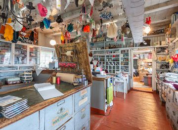 norway/senja-island/shop/gammelbutikken-i-skrolsvik