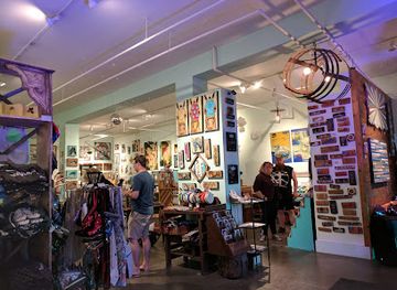 kentucky/louisville/downtown/shop/revelry-boutique-gallery