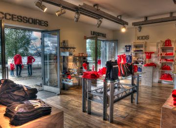 germany/hamburg/hafencity/shop/53-hamburg-store-cmd