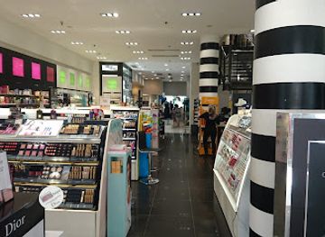 greece/kavala/shop/marks-spencer