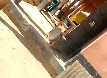 cameroon/kalamaloue-national-park/shop/boutique-de-bechir-sebastien